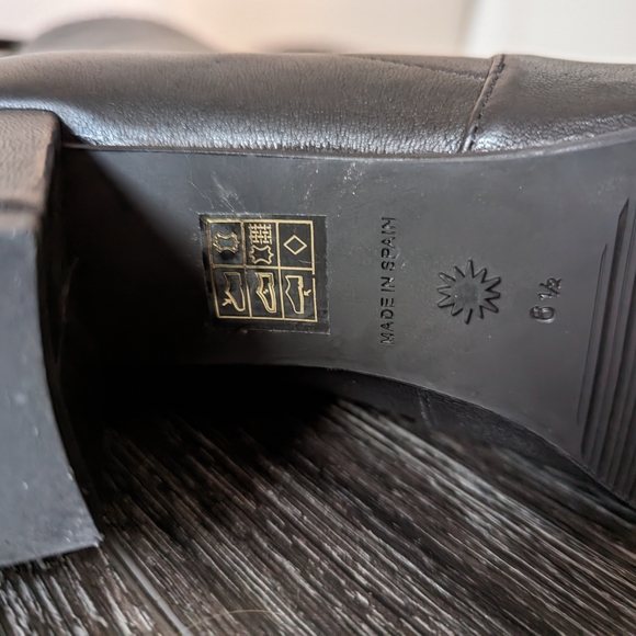 Stuart Weitzman Boots - Picture 4 of 5